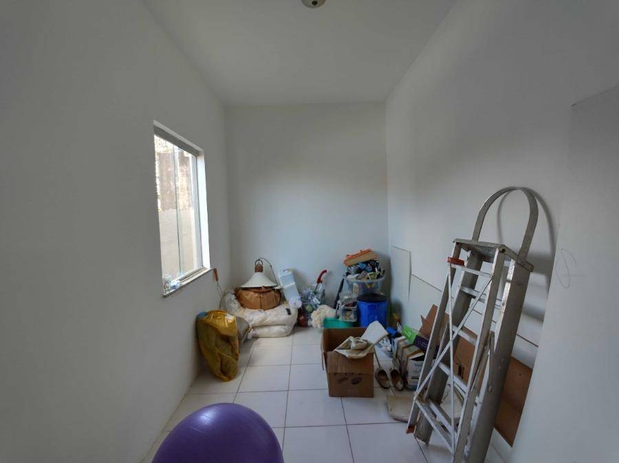 Casa em Buraquinho - foto 8